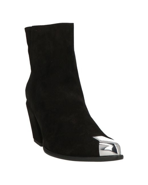 Nila & Nila Black Ankle Boots Leather