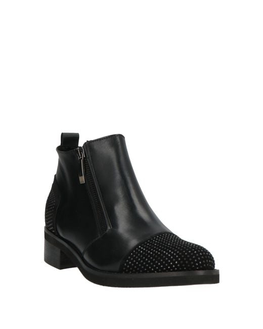 Nila & Nila Black Ankle Boots Leather