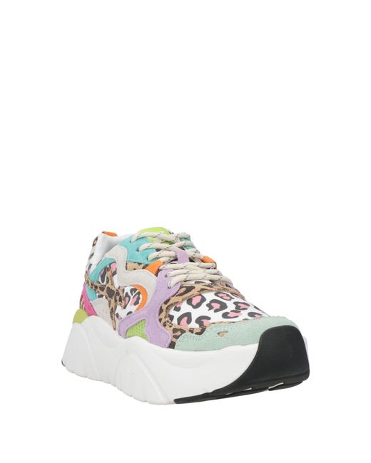 W6yz White Trainers