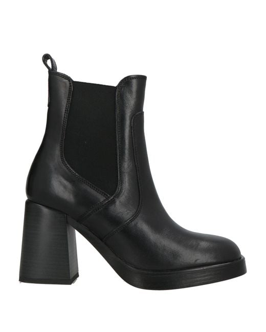 Fabbrica Dei Colli Black Ankle Boots