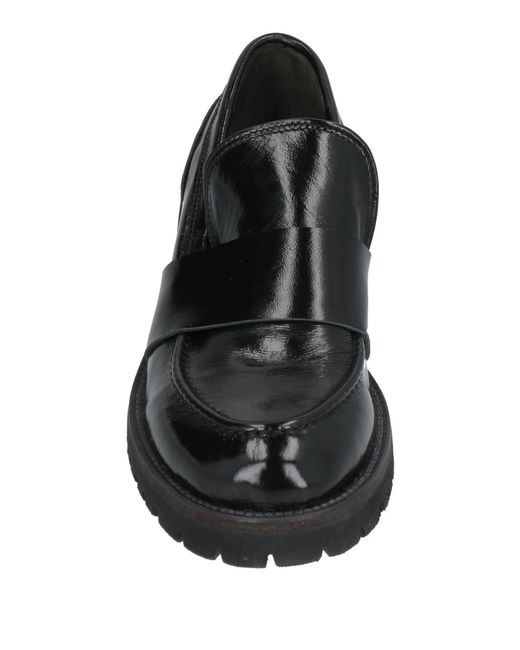 Preventi Black Loafer