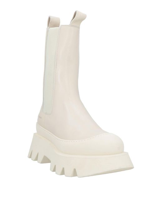COPENHAGEN White Ankle Boots