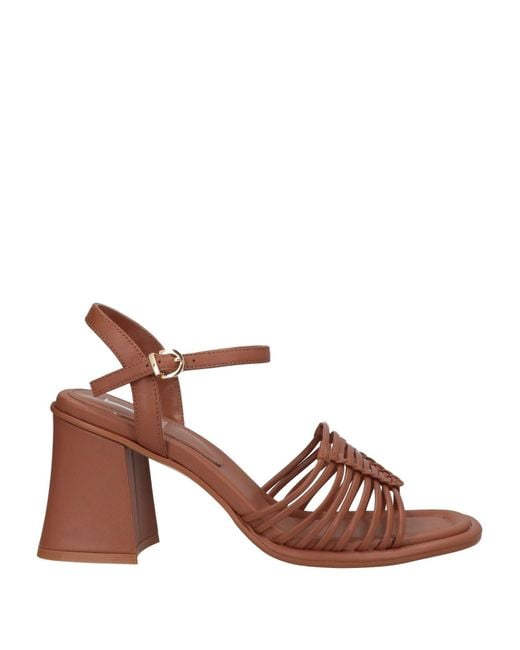 Jeannot Brown Sandals
