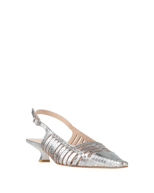 Zinda White Pumps Leather