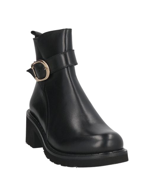 Calpierre Black Ankle Boots Leather
