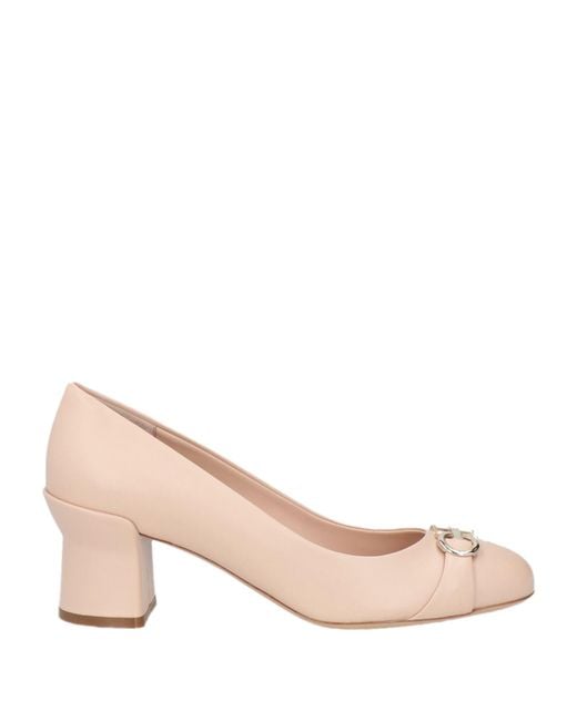 Ferragamo Pink Pumps
