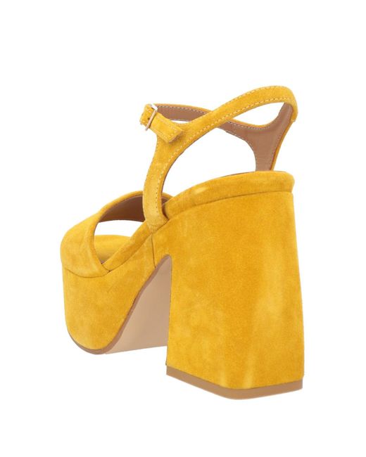 Carmens Yellow Sandale