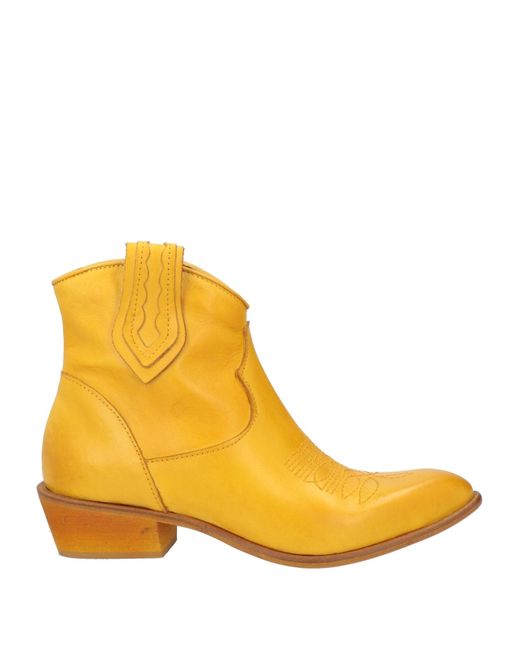 Ovyè Yellow Stiefelette