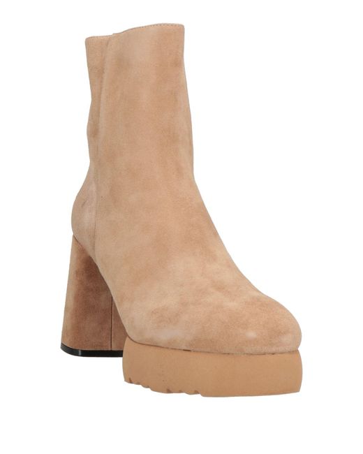 Jeannot Natural Ankle Boots Leather