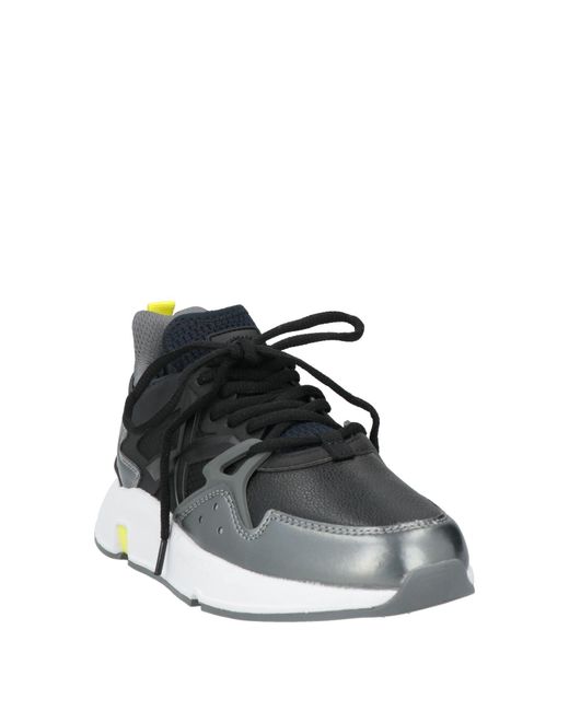 Munich Black Sneakers