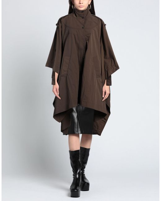 Poncho Aeron de color Brown