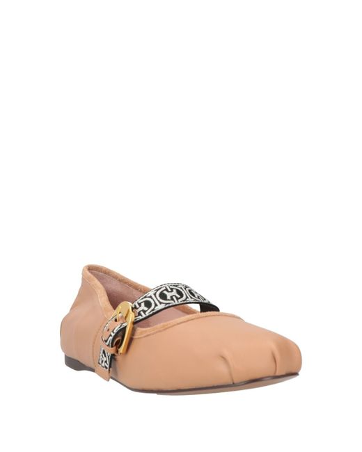 Coccinelle Natural Ballet Flats