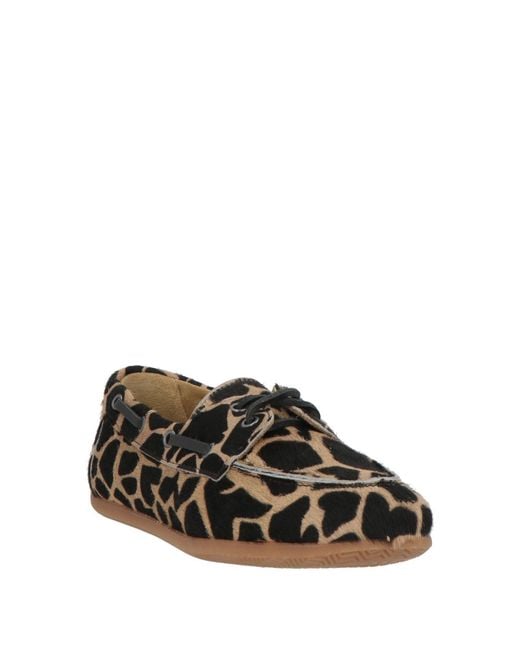 SEBAS. Natural Loafers