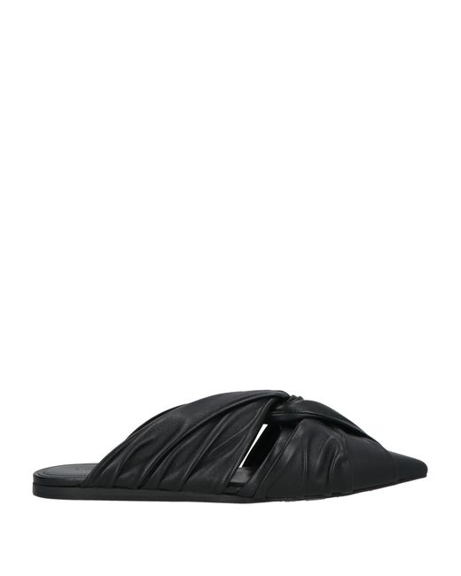 Mules & Zoccoli di Givenchy in Black
