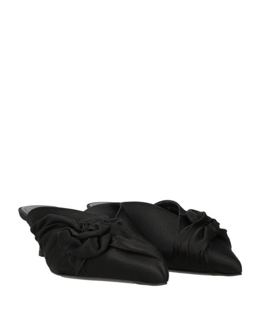 Mules & Sabots Givenchy en coloris Black