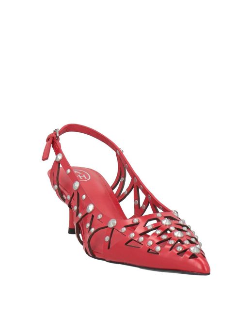 Ash Red Pumps