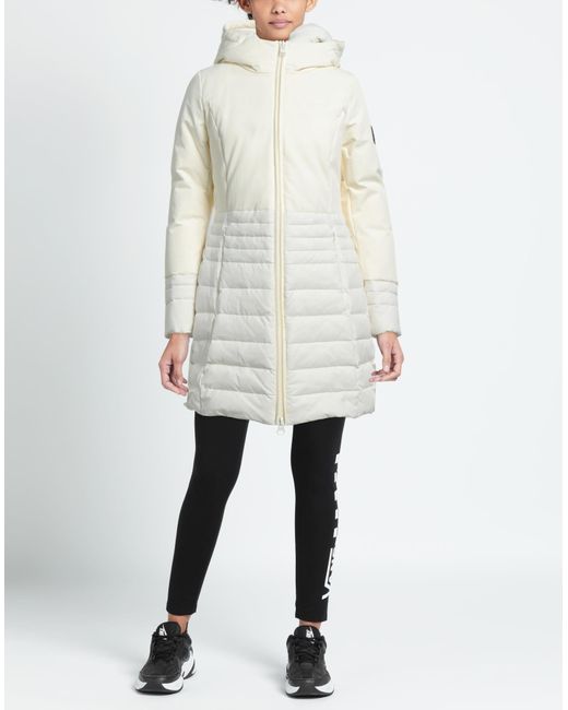 Dekker White Puffer