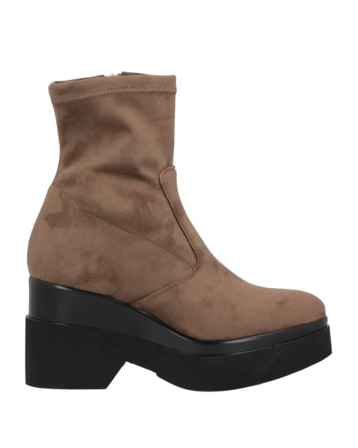Lorenzo Mari Brown Ankle Boots