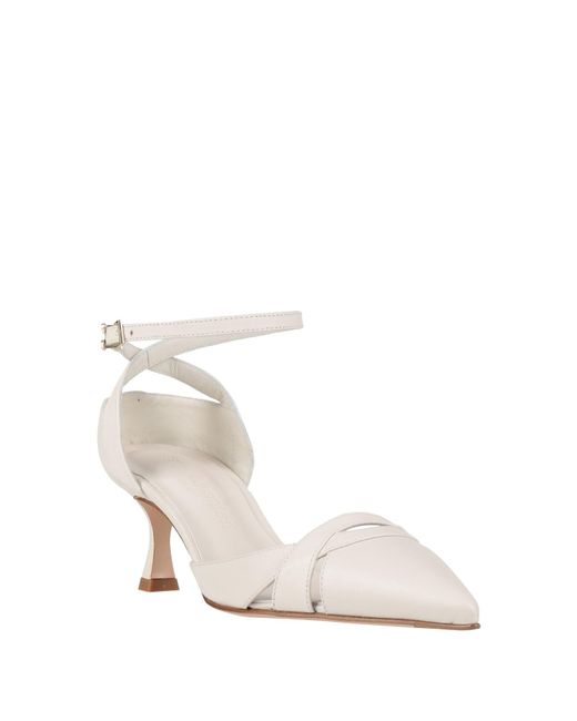 Sergio Levantesi Natural Pumps Leather
