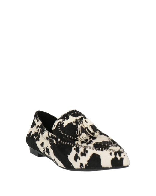 Ovyè Black Loafer