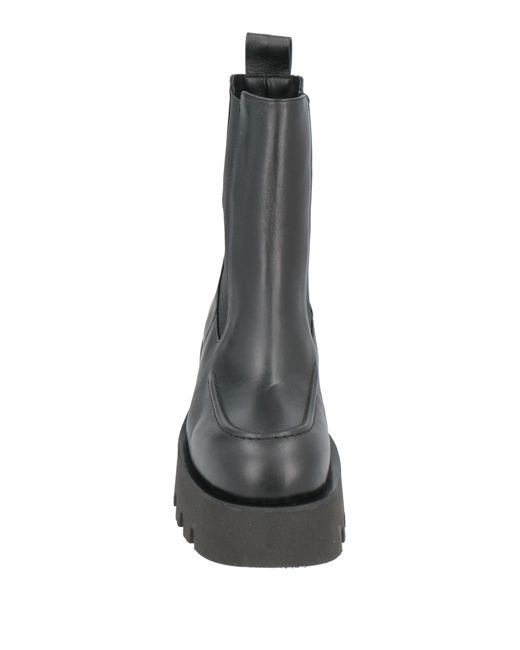Paloma Barceló Black Ankle Boots