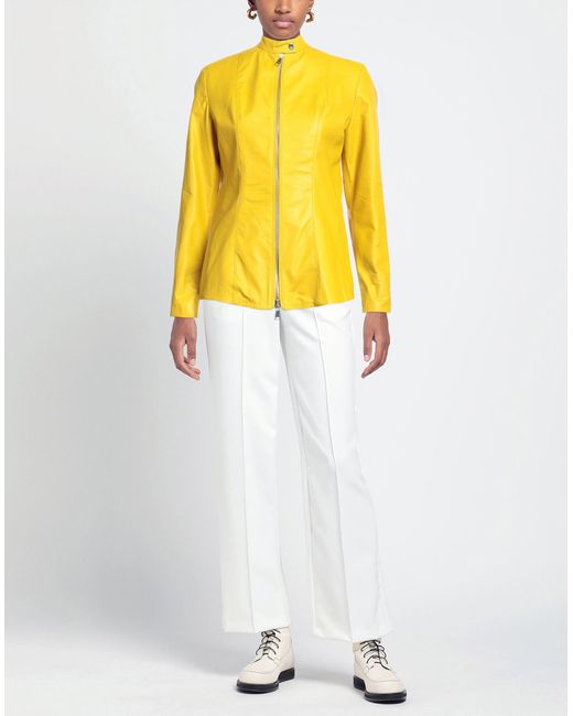 Vintage De Luxe Yellow Jacket