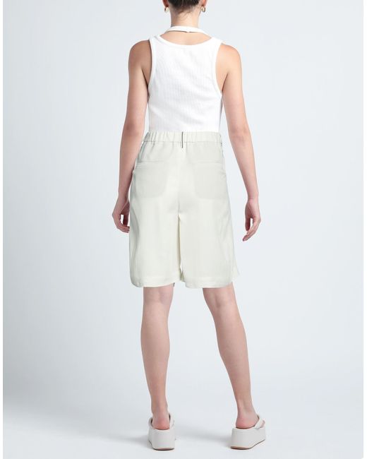 Brunello Cucinelli White Shorts & Bermudashorts