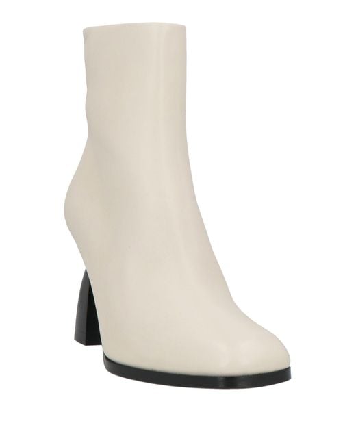 NODALETO White Ankle Boots