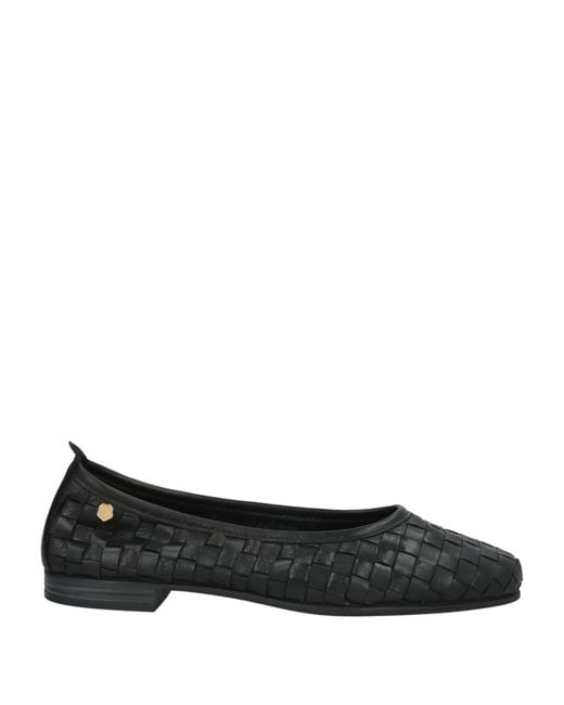 Carmela Black Ballet Flats