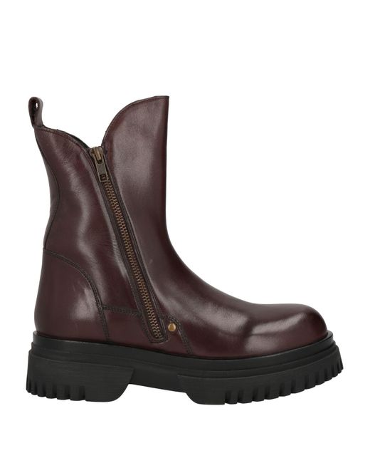 Emanuélle Vee Brown Stiefelette