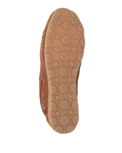 Ovyè Brown Sneakers