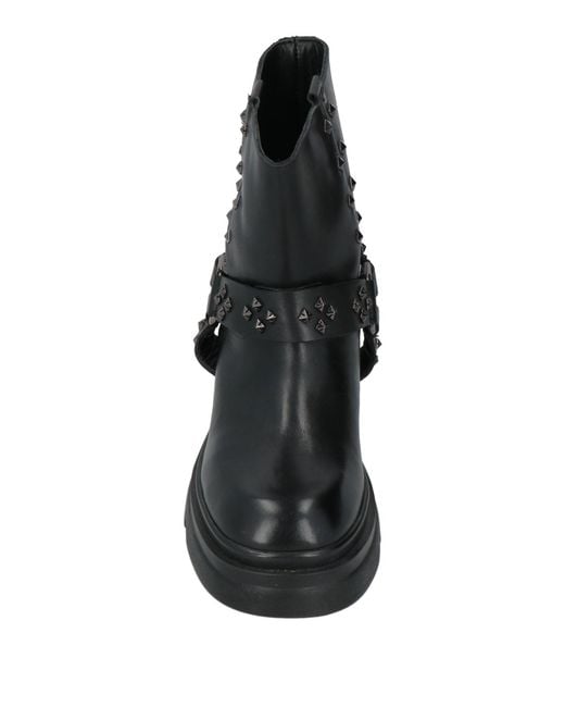 Emanuélle Vee Black Ankle Boots
