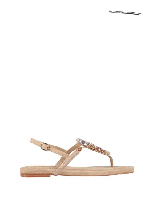 Alma En Pena. Natural Thong Sandal