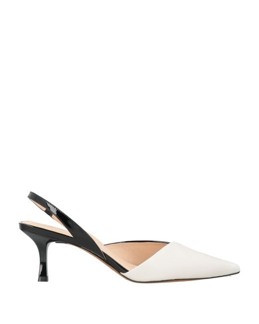 Guilhermina Natural Pumps