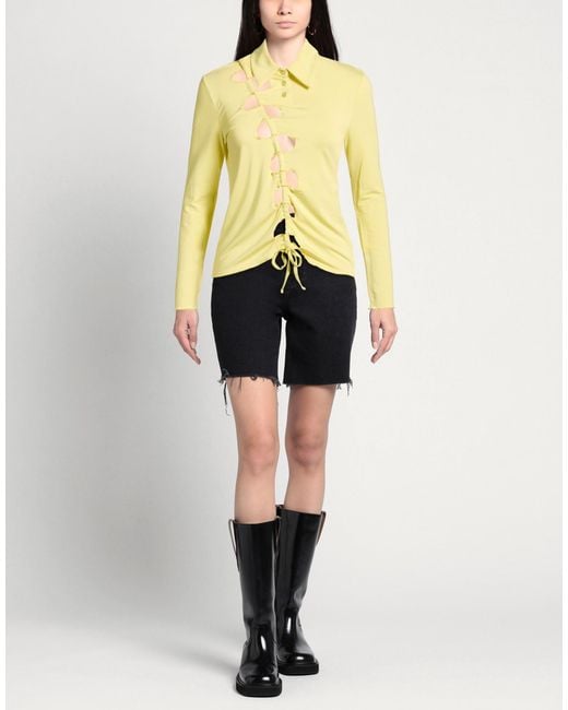 Polo AVAVAV de color Yellow