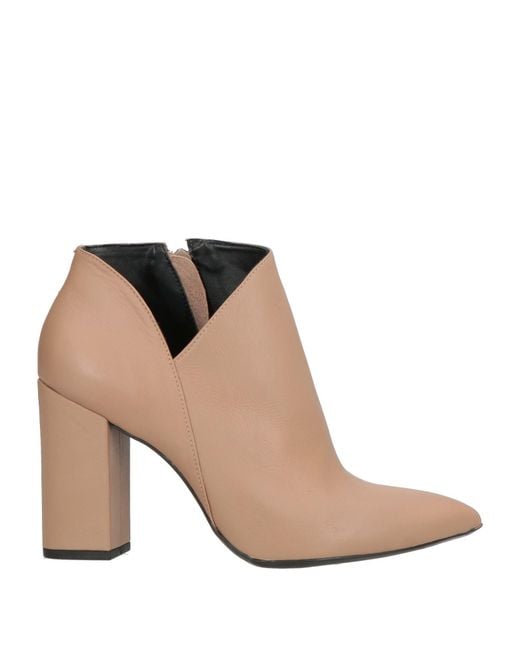 Miss Unique Brown Ankle Boots Leather