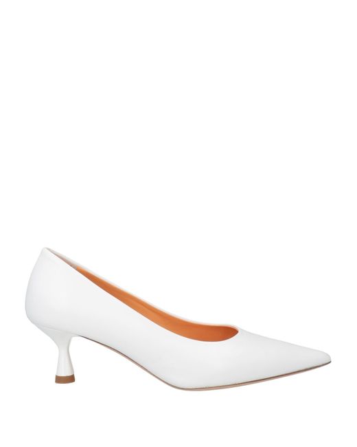 Kalliste White Pumps Leather