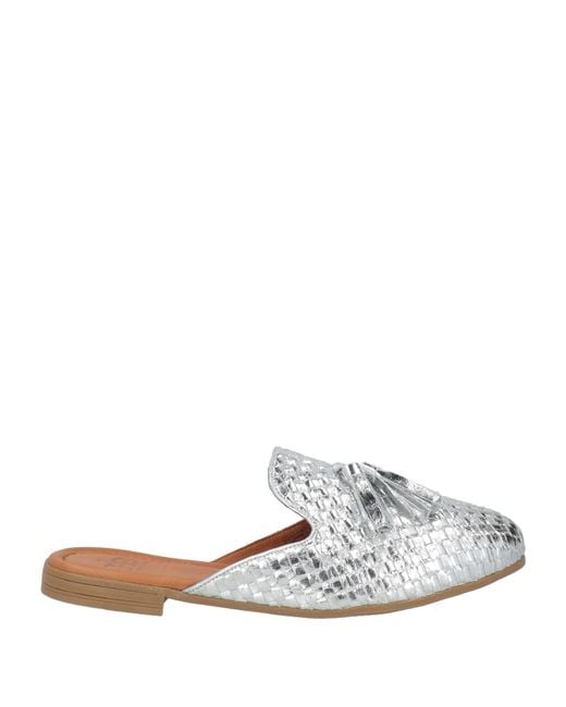 Rocco Barocco White Mules & Clogs