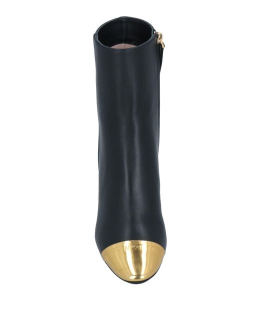 N°21 Black Ankle Boots