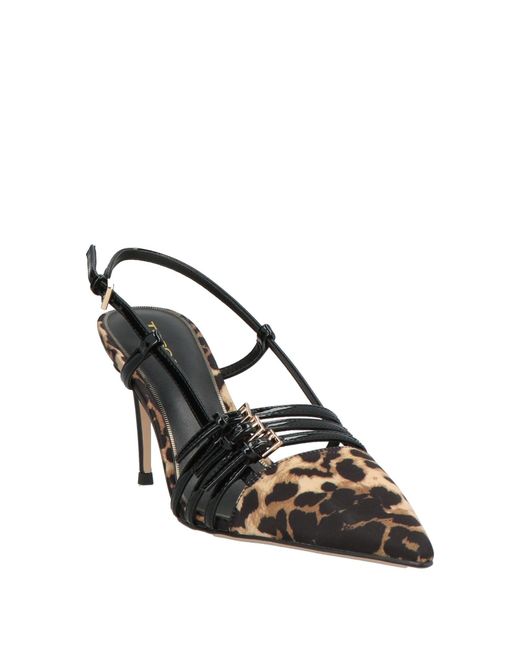 Tosca Blu Black Pumps