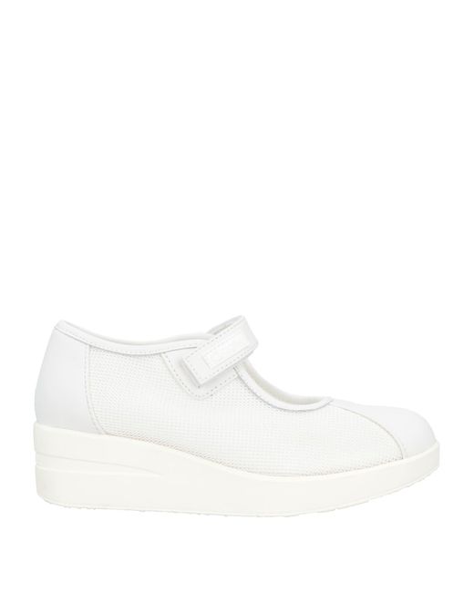 AGILE by RUCOLINE White Pumps