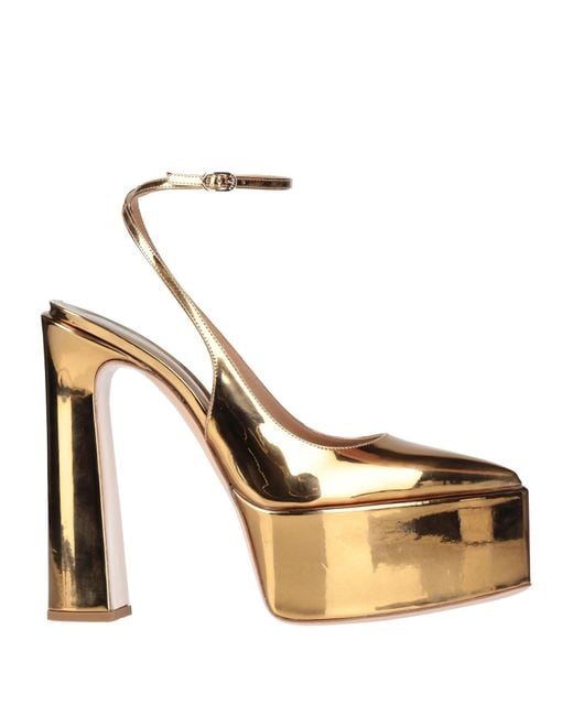 Le Silla Metallic Pumps