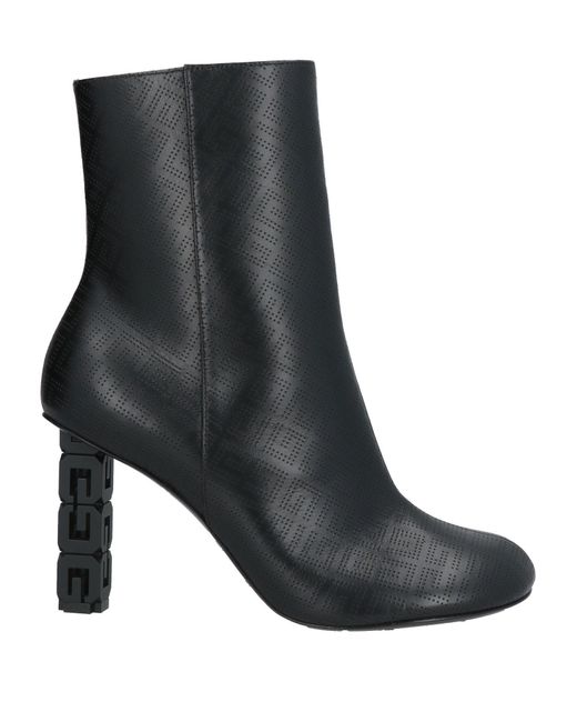 Givenchy Black Stiefelette