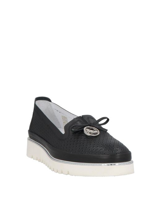 Nila & Nila Black Loafer