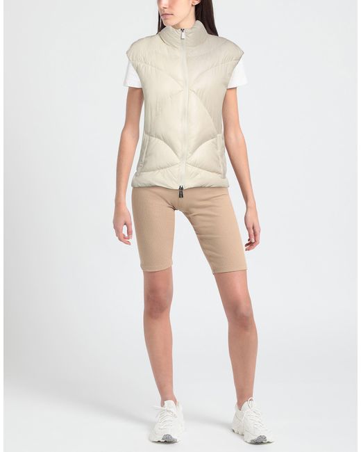hinnominate White Vest