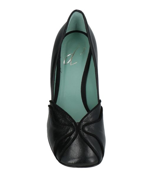 Paola D'arcano Black Pumps Leather