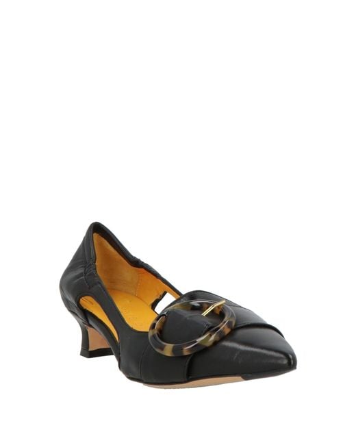 Mara Bini Black Pumps