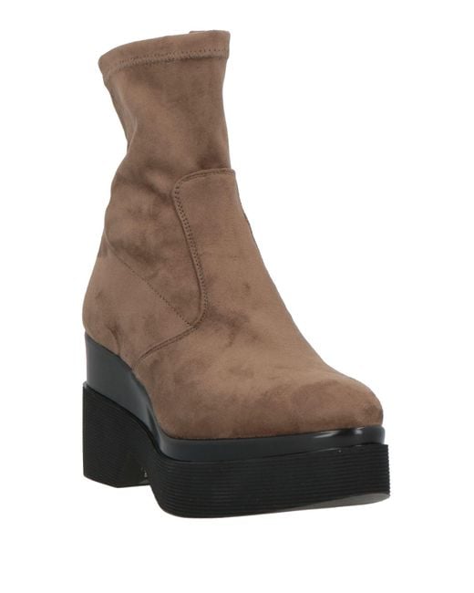 Lorenzo Mari Brown Ankle Boots