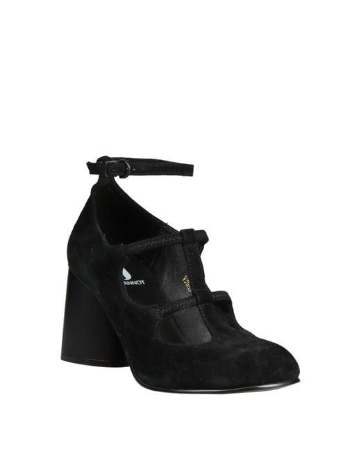 Jeannot Black Pumps