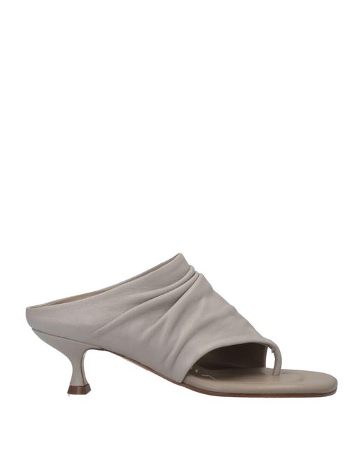 Strategia Gray Thong Sandal